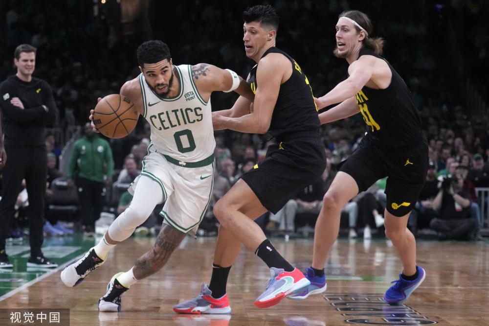 和精湛的球 和精湛的球